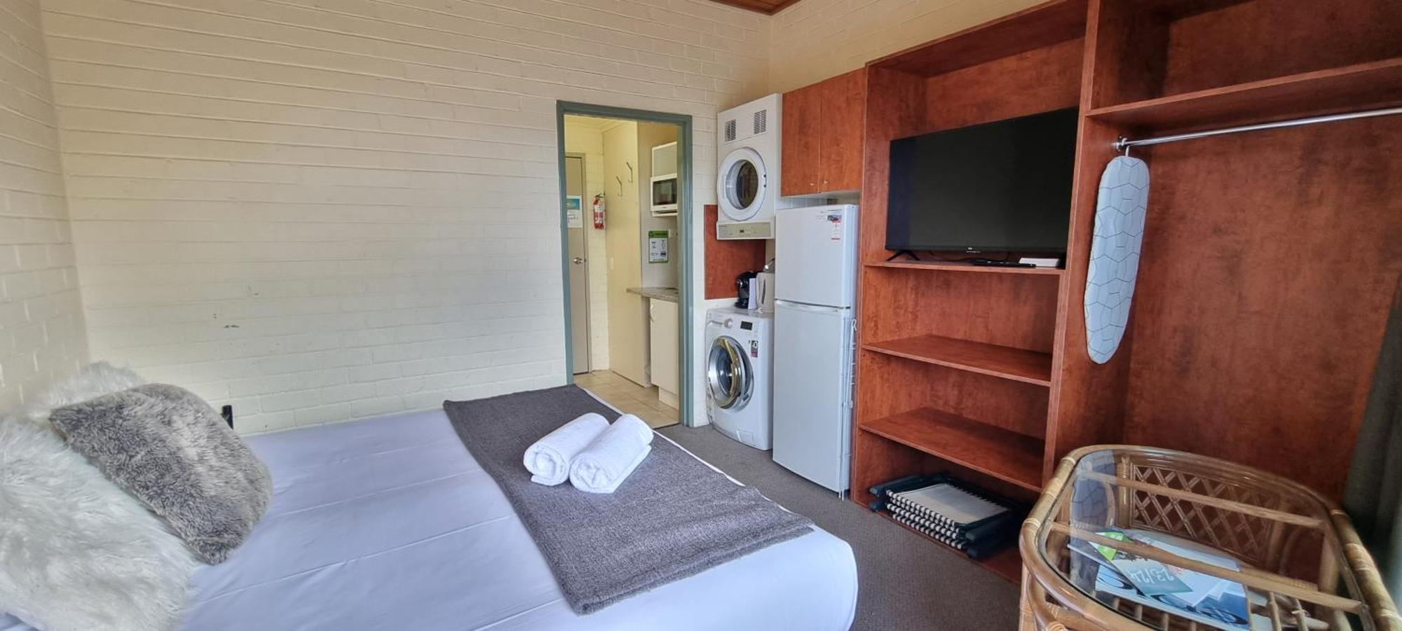 Cedarwood Apartments Фоллс-Крік Екстер'єр фото